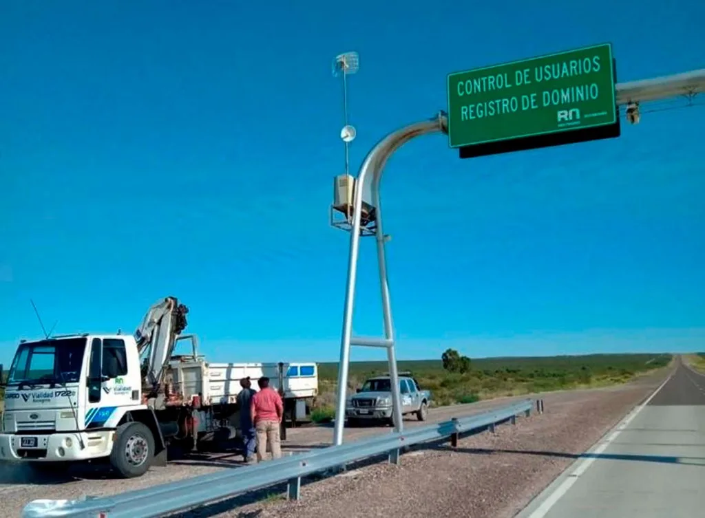 Incremento de transporte pesado en Ruta 2 de Río Negro con reducción de infracciones por sobrepeso