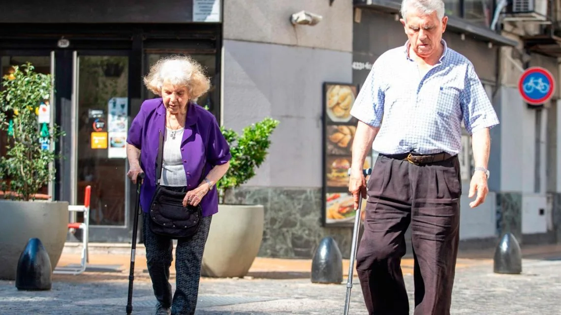 ANSES pagará en junio aumento, bono y aguinaldo a jubilados y pensionados