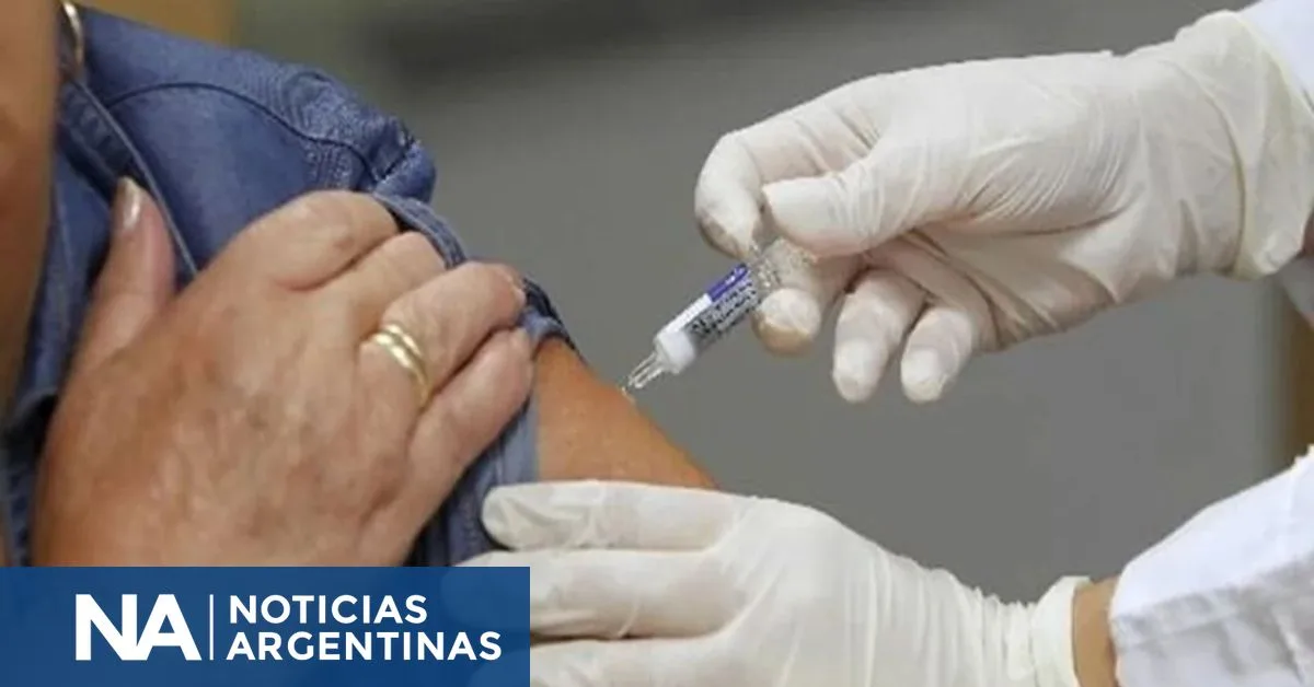 Caída en la vacunación antigripal genera alerta por riesgo de rebrote