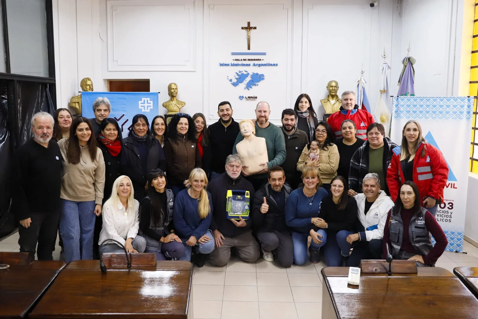 Capacitan en reanimación cardiopulmonar al personal del Concejo Deliberante de Lanús