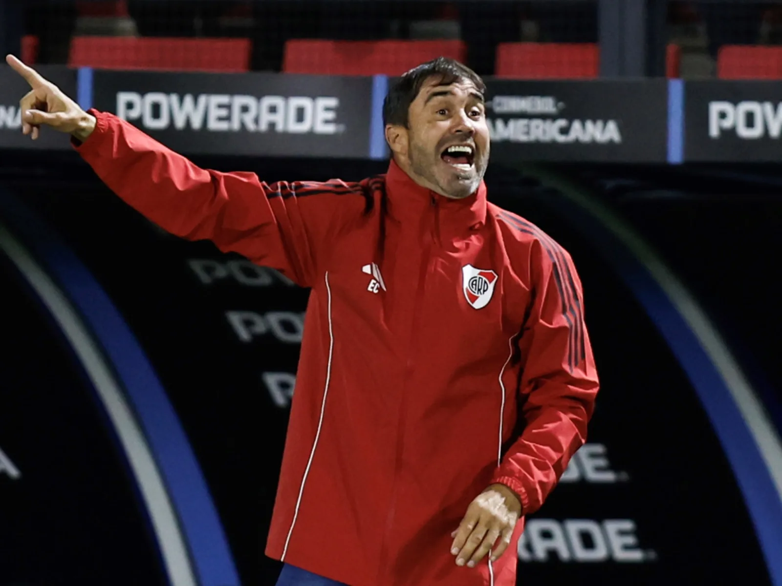 Coudet destacó la actuación de River en su triunfo ante Bragantino en Brasil
