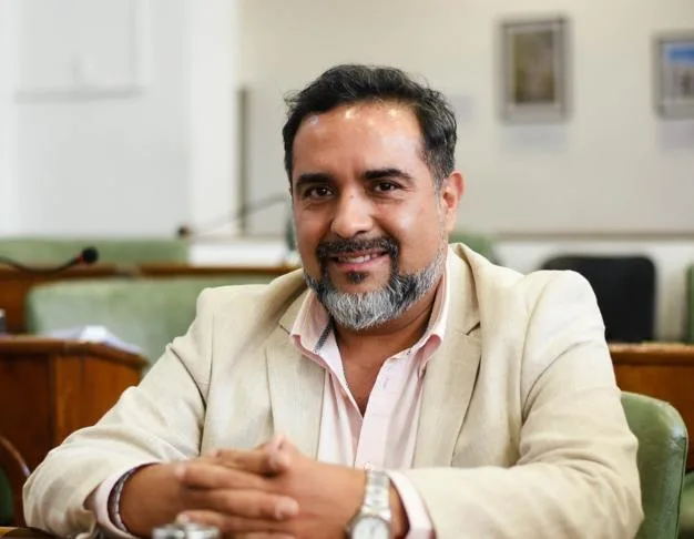 Críticas a la entrega de armas a civiles en San Isidro y reclamo por reforma de seguridad