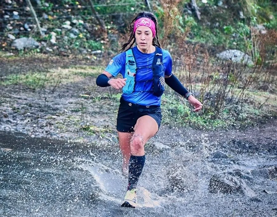 Daniela Martínez y otros fondistas fueguinos destacan en el Valhöll Ultra Trail de Córdoba