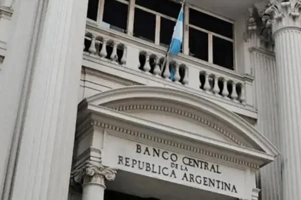El Banco Central acelera compra de divisas y reservas superan los 46.000 millones de dólares