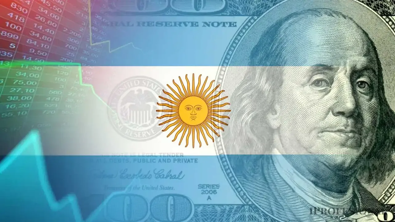 El dólar podría subir otro escalón, advierte analista de mercados