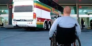 El Estado deja de financiar pasajes gratuitos en micros para discapacitados, trasplantados y niños con cáncer