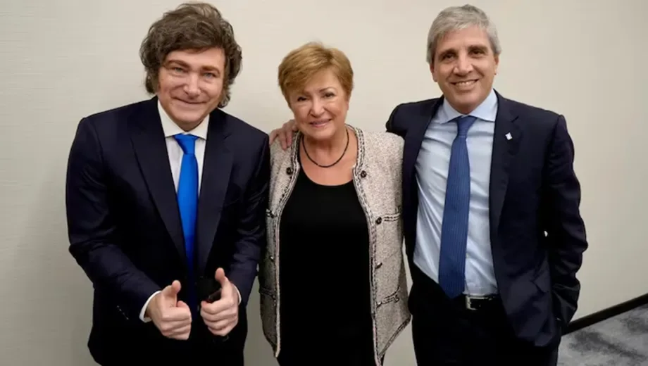 El FMI reconoce avances y advierte sobre la fragilidad del plan económico argentino