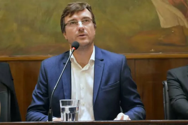 El intendente de Morón deberá explicar la designación de una funcionaria investigada por narcotráfico
