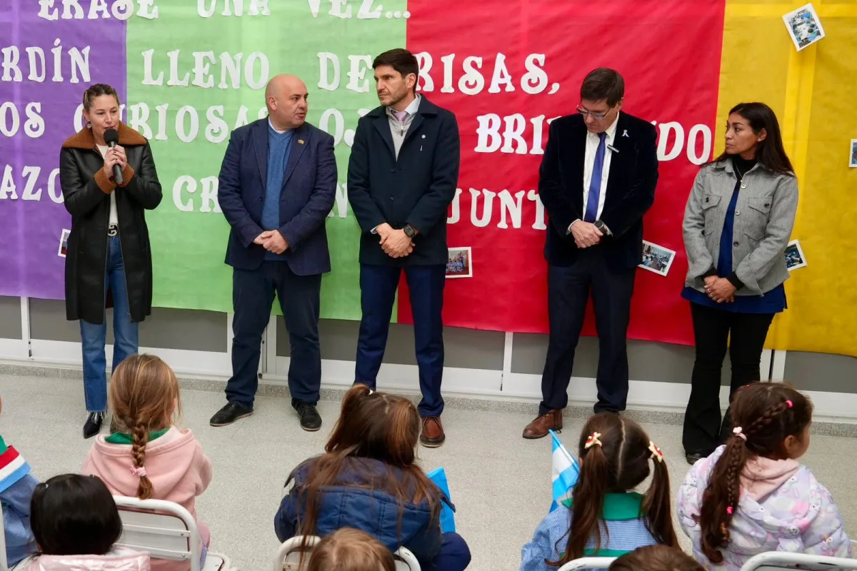 Finalizan obras educativas paralizadas y refuerzan infraestructura en Santa Fe