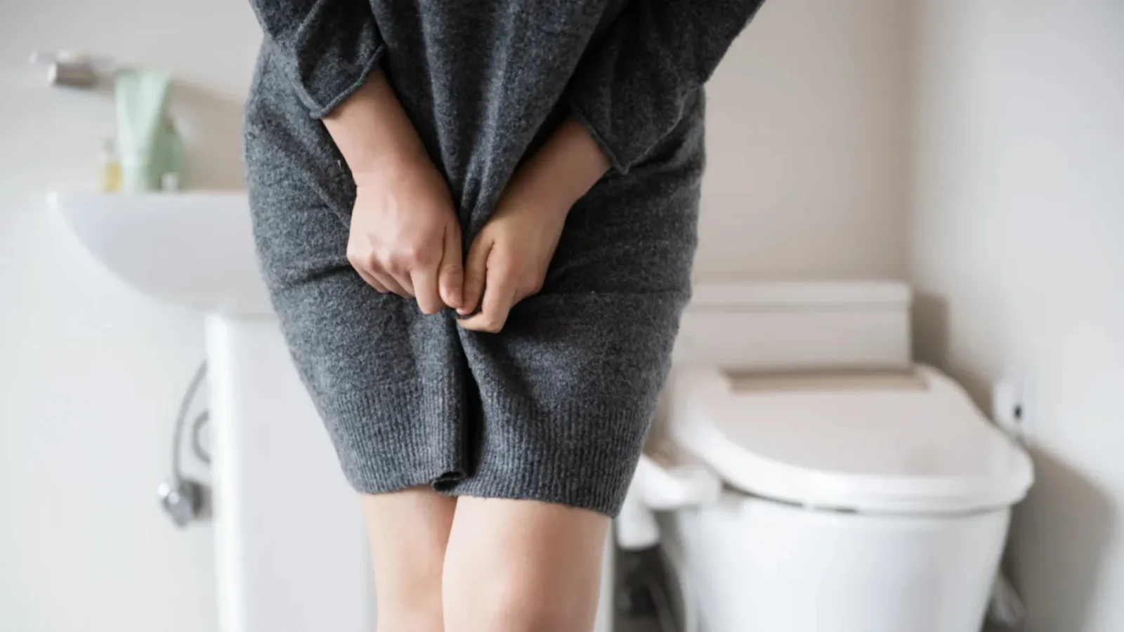 Hallan manera de potenciar antibióticos contra infecciones urinarias y cistitis
