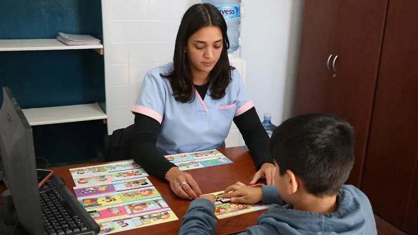 Hospital Avellaneda implementa pictogramas para mejorar atención a pacientes con TEA