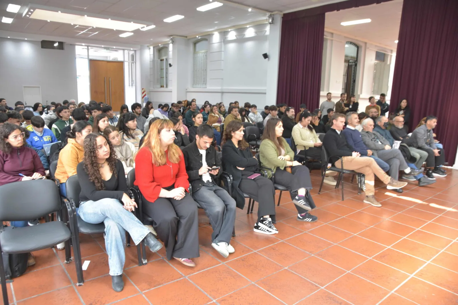 Inició en Olavarría la sexta edición del programa Futuro Memoria centrado en el golpe de Estado