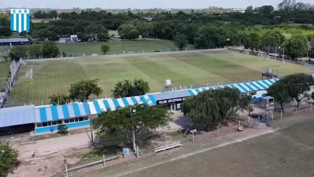 Intrusos en el predio de Racing: robaron celulares y fueron contenidos por jugadores