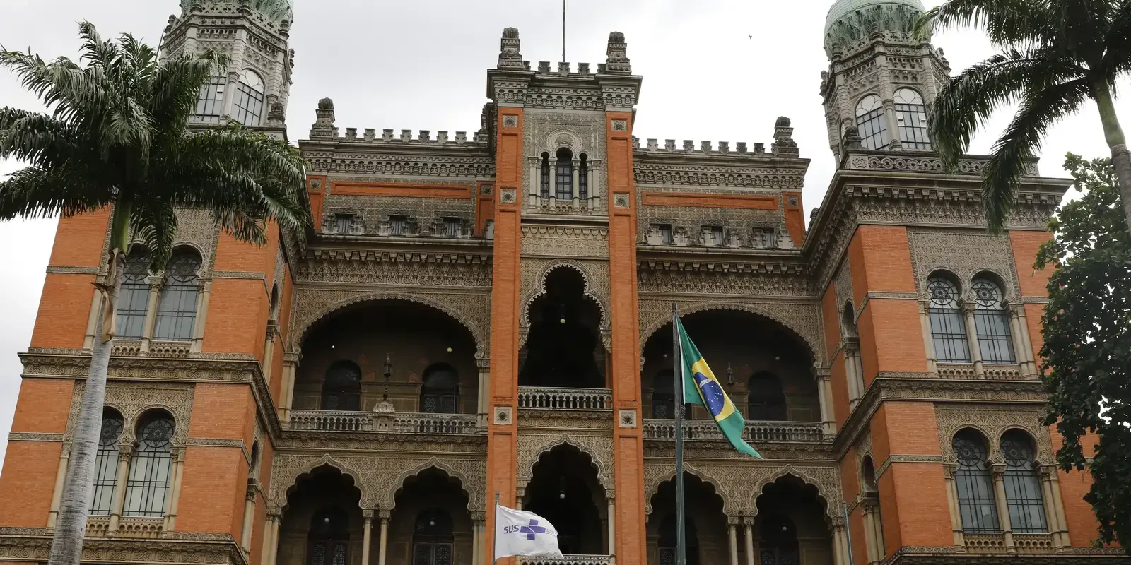 Investigaciones en Río por caso sospechoso de ébola en viajero belga con malaria confirmada