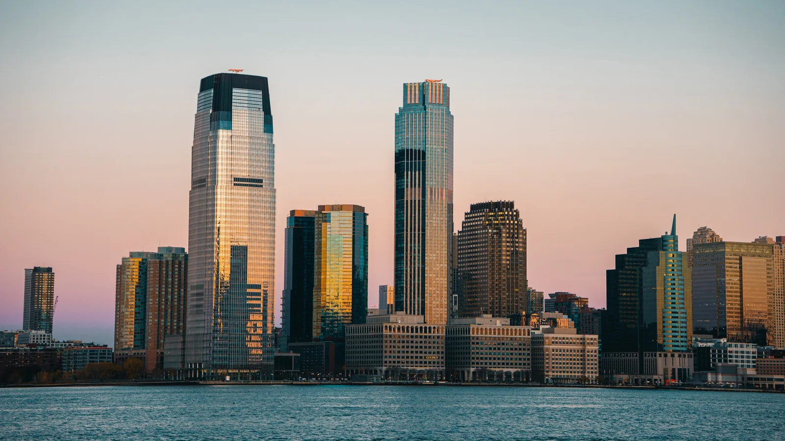 Jersey City, la ciudad más antigua de Nueva Jersey con una costa renovada y espacios verdes
