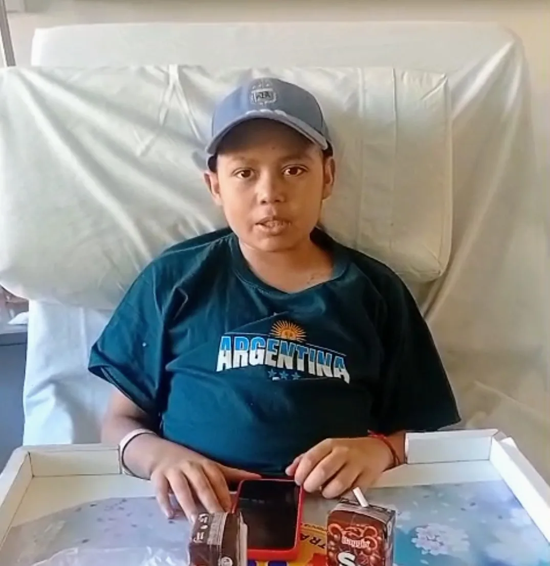 Joaquín enfrenta el cáncer con esperanza y sueña con un saludo de Gonzalo «Pity» Martínez