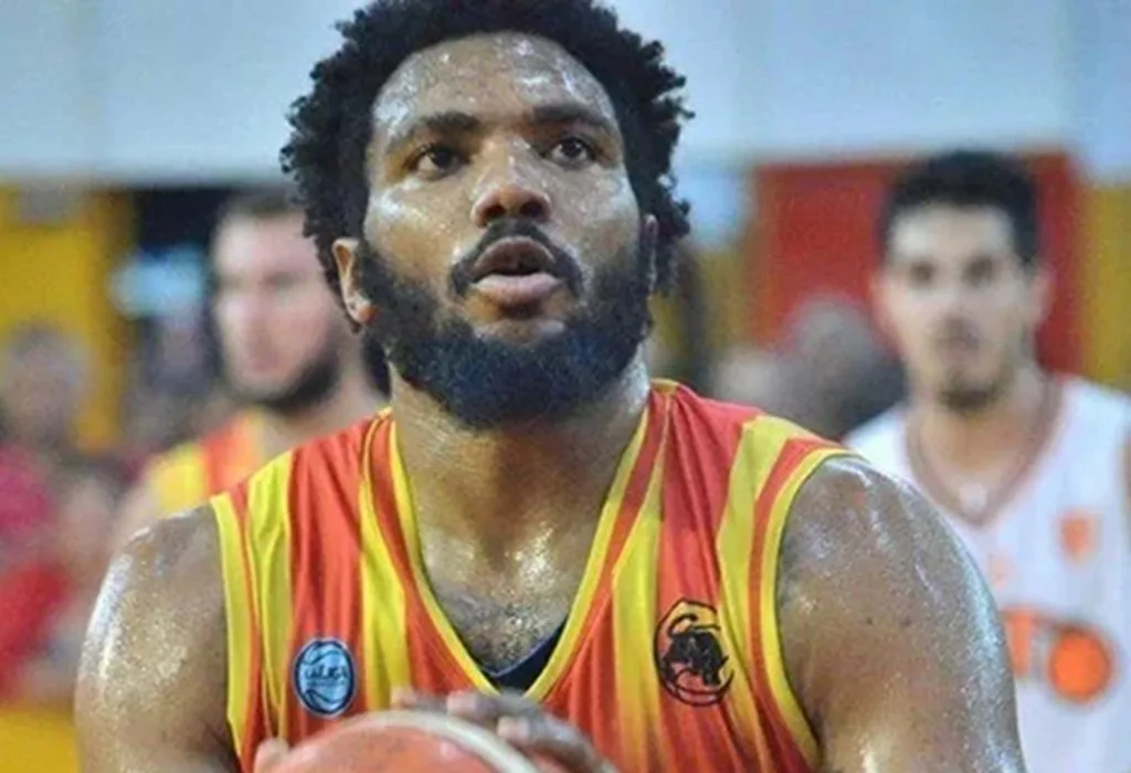 Khapri Alston, el pivote que dejó huella en Neuquén antes de su trágica muerte en Chicago