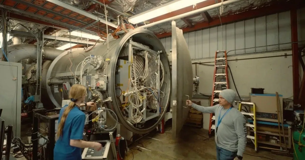 La NASA prueba con éxito un motor de litio de alta potencia para misiones a Marte