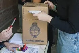La provincia impulsa un operativo para incorporar a migrantes al padrón electoral bonaerense