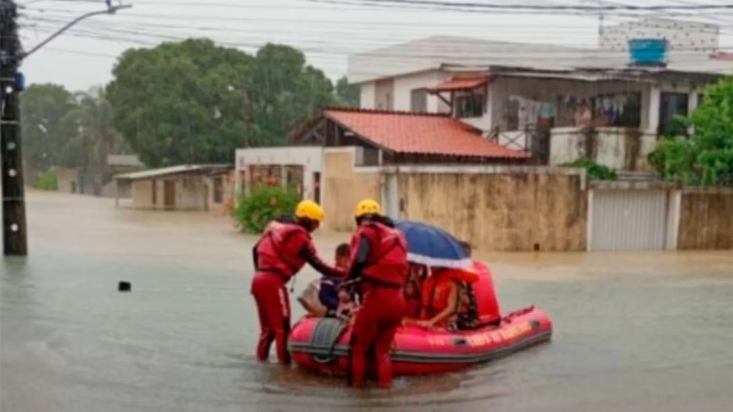 Lluvias extremas en Brasil dejan muertos y miles de evacuados