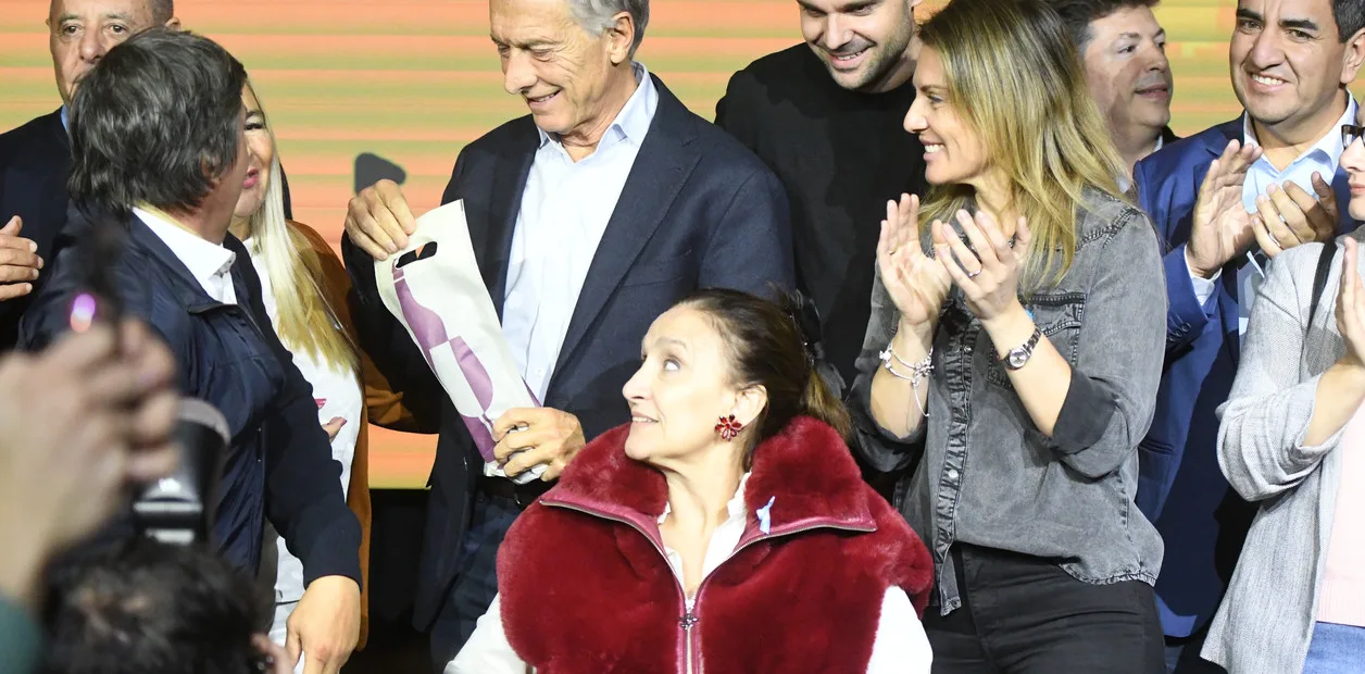 Macri advierte sobre riesgos internos que amenazan al gobierno de Milei en Cuyo