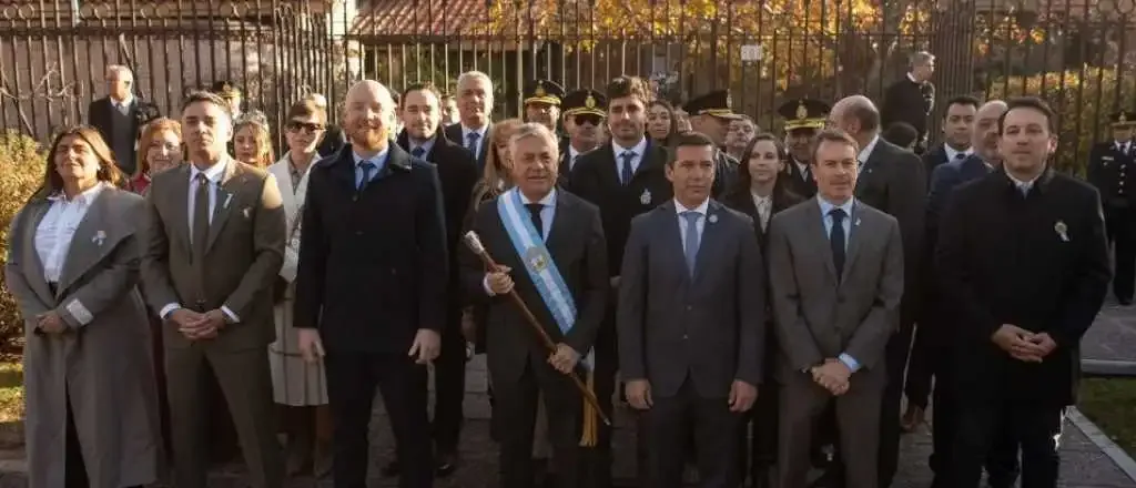 Mendoza celebró el 216° aniversario de la Revolución de Mayo con la tradicional Diana de Gloria