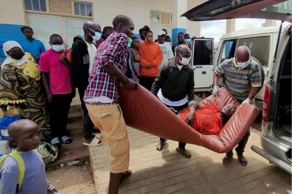 OMS declara emergencia internacional por brote de Ébola en RDC y Uganda