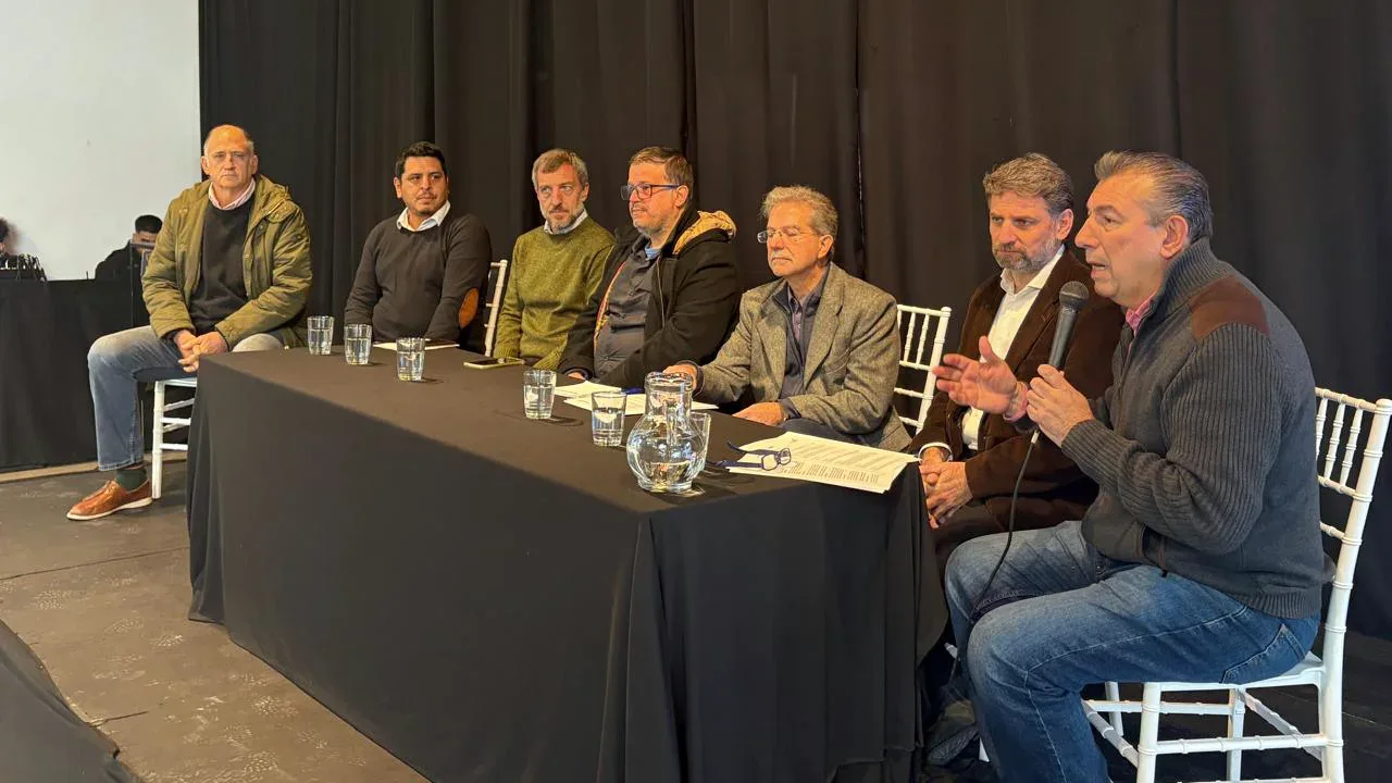 Primer Congreso Federal de Periodismo en Luján destacó la defensa de la libertad de prensa y soberanía