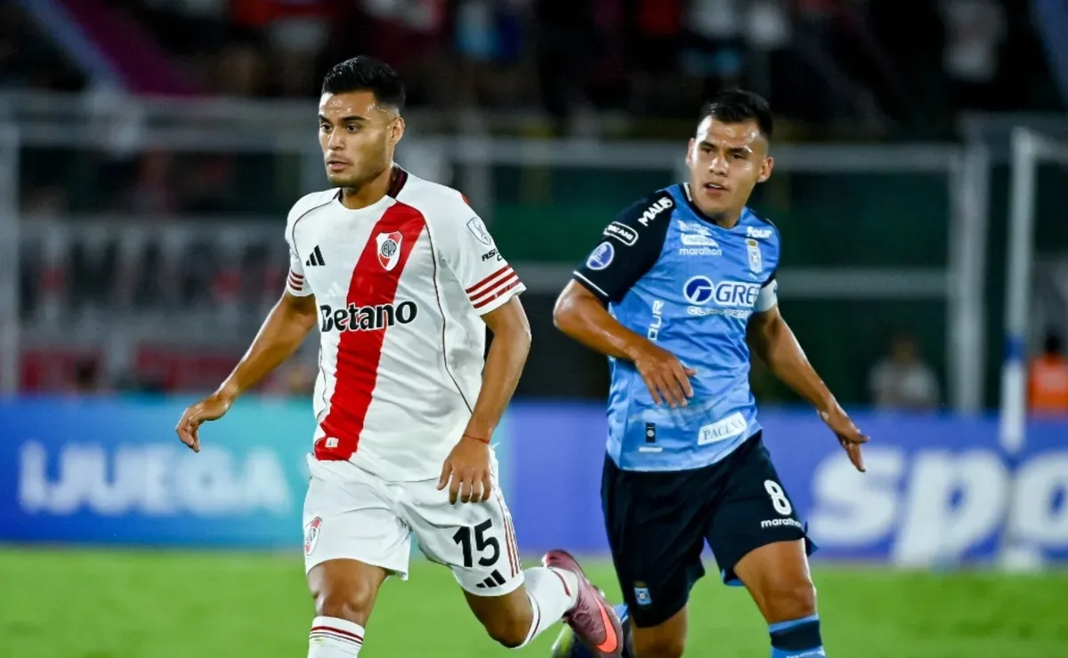 River enfrenta a Blooming en el Monumental con la clasificación a octavos en juego