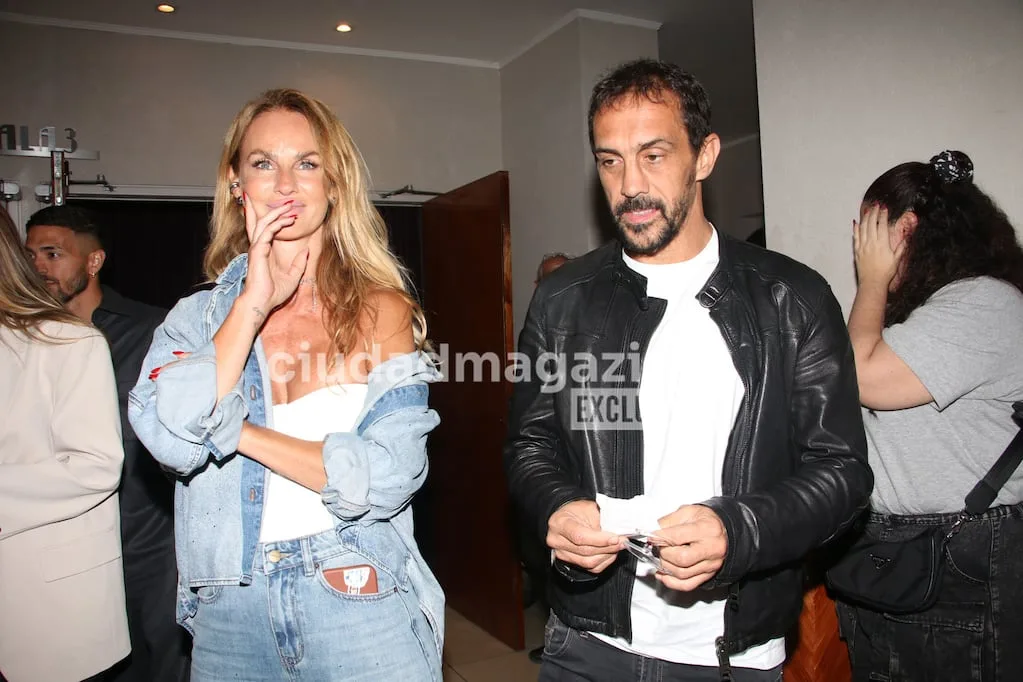 Sabrina Rojas y José Chatruc comparten intimidad en Brasil en fotos que circulan en redes