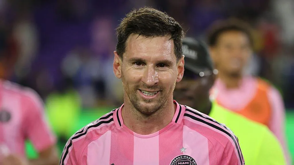 Scaloni evalúa la recuperación de Messi antes de los amistosos de preparación