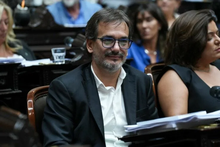 Sebastián Galmarini critica la reforma electoral y advierte sobre el descontento social