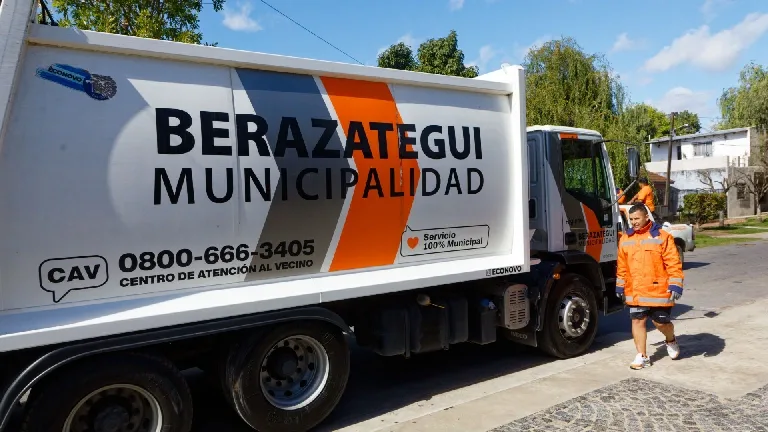 Servicios municipales y atención médica durante el feriado del 25 de Mayo en Berazategui