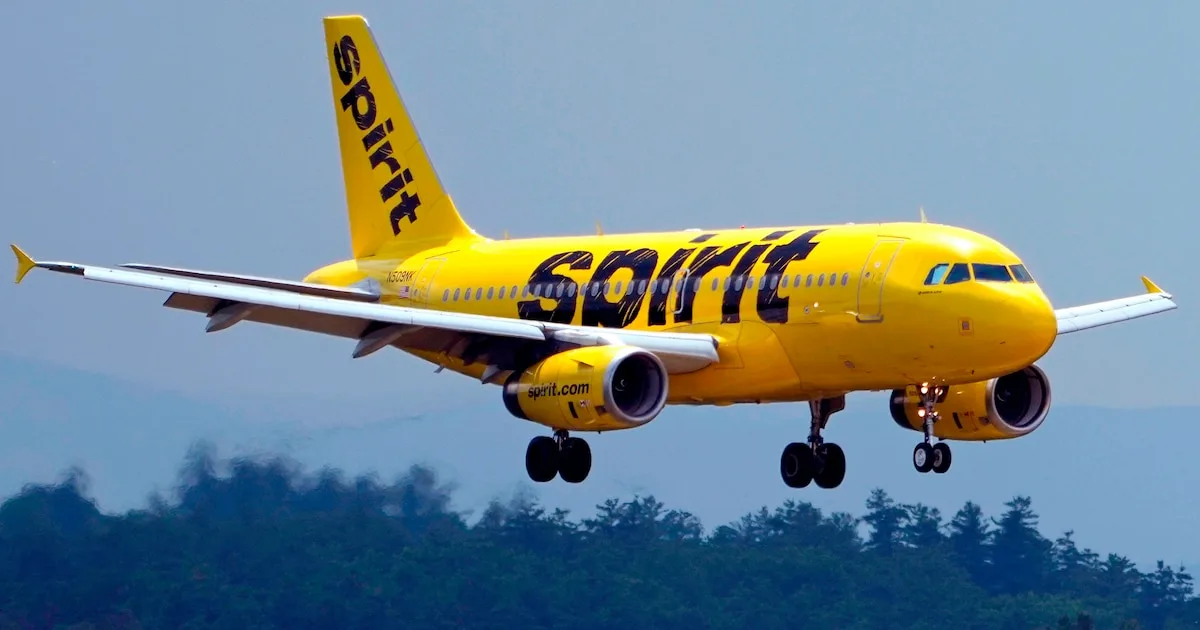 Spirit Airlines cierra después de 34 años de operaciones y cancela todos sus vuelos