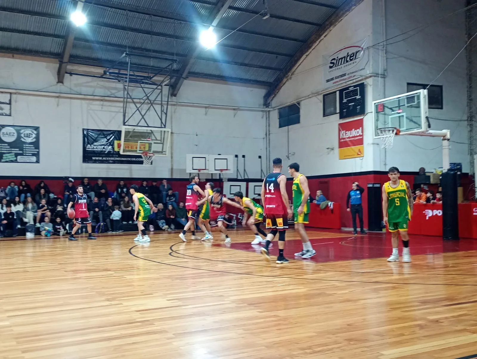 Sportivo Bahiense se afirmó como líder con Boccatonda al mando en un duelo clave