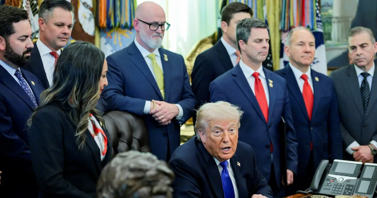 Trump considera retirar tropas estadounidenses de España por su gestión