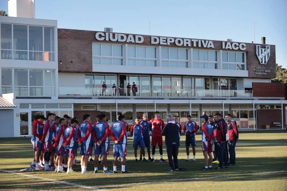 Unión visitará a Belgrano en los cuartos de final del Torneo Apertura 2026