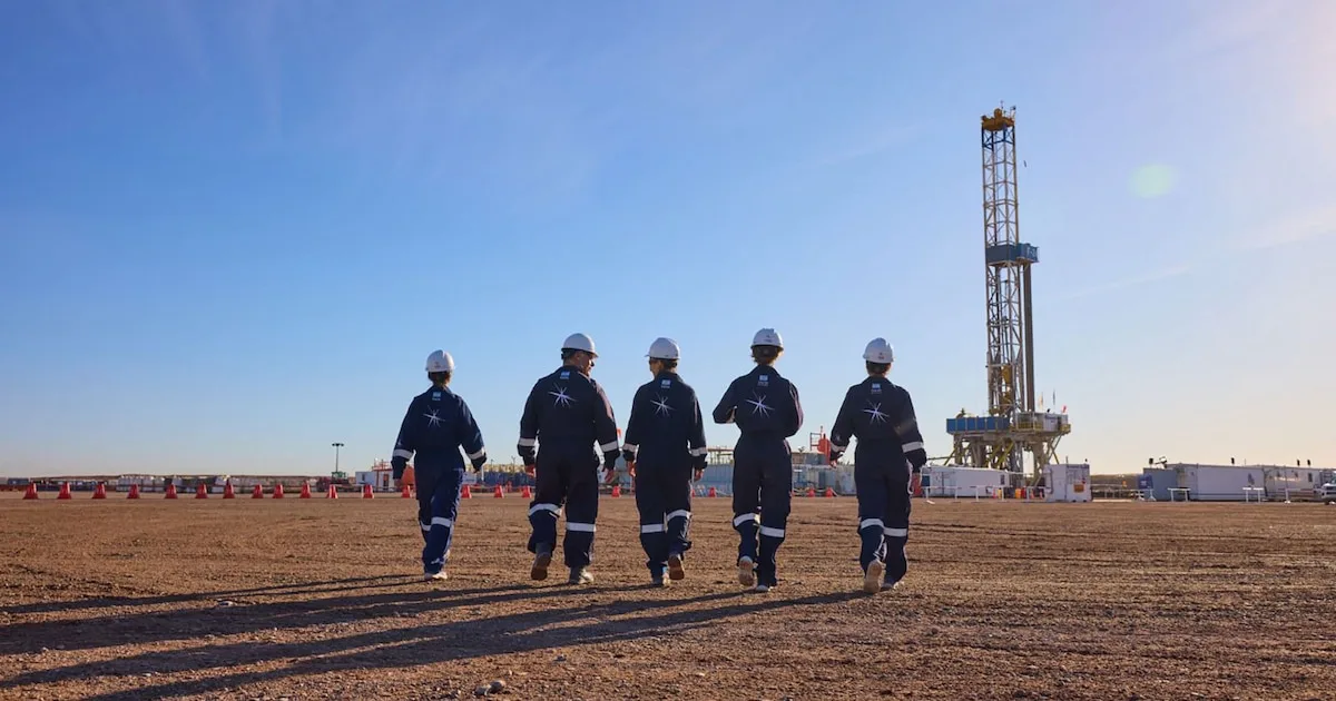 Vista Energy eleva su pronóstico de producción y avanza hacia el régimen de inversiones