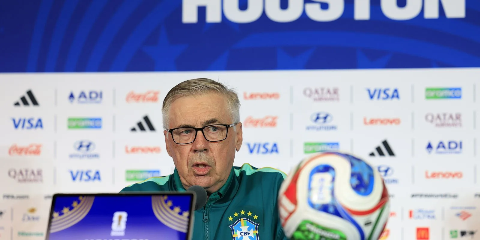 Ancelotti mantiene el misterio sobre la alineación de Brasil ante Japón en el Mundial