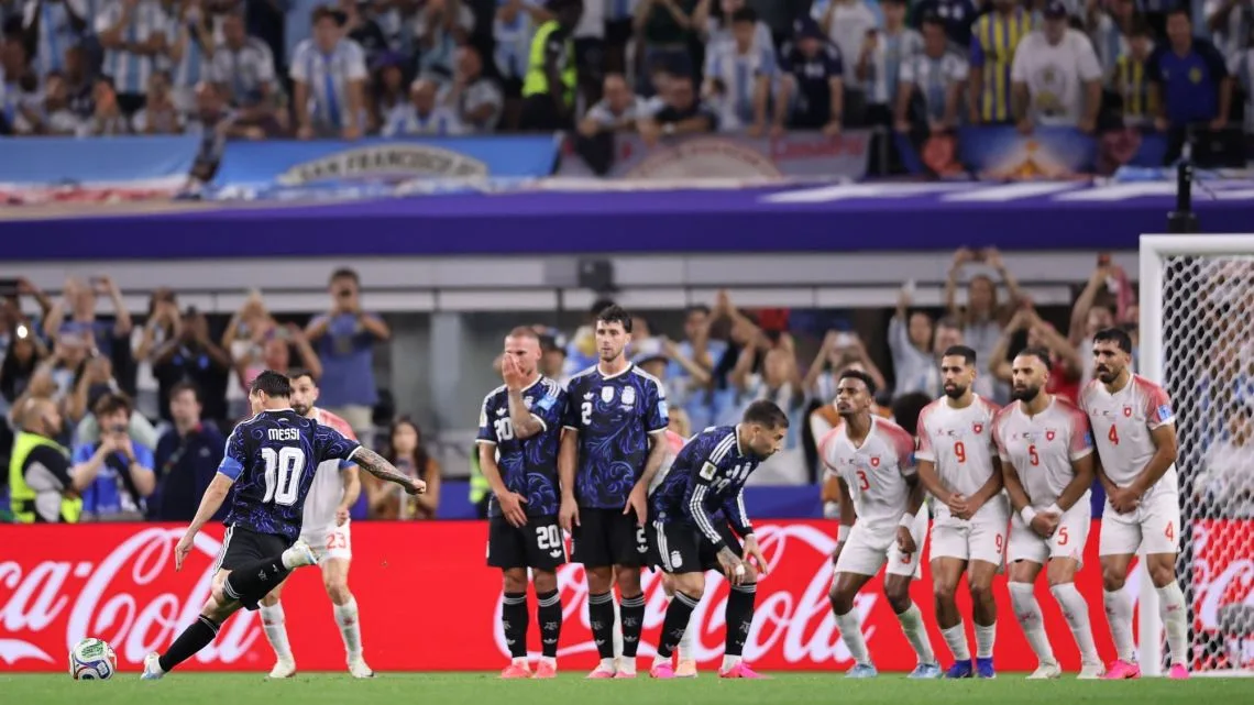 Argentina asegura el primer puesto en su grupo y prepara el próximo desafío en el Mundial