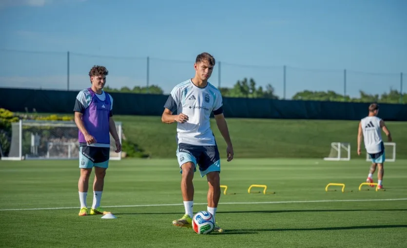 Argentina enfrenta a Honduras con la posible inclusión de Joaquín Freitas en el amistoso