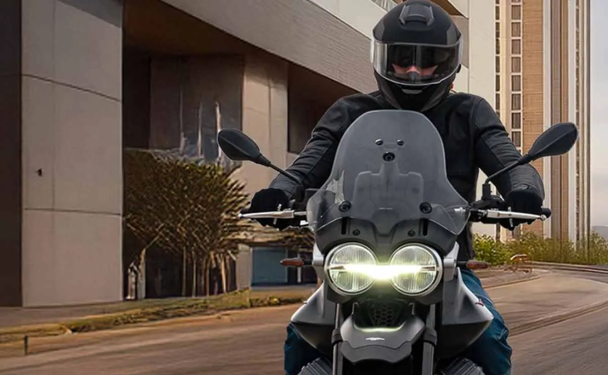 Moto Guzzi desarrolla una moto híbrida para revivir sus icónicas cruiser