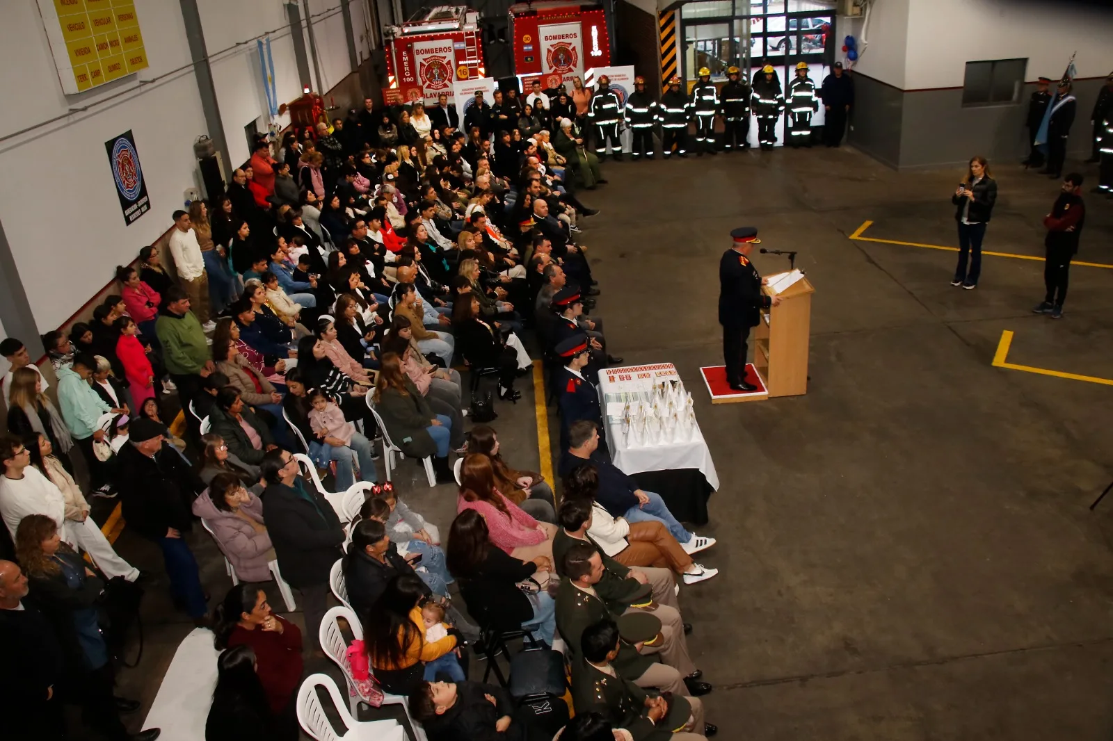 Ascensos y reconocimientos en el Día del Bombero Voluntario en Olavarría