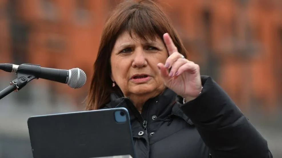 Bullrich respalda a Adrián Ravier para revitalizar la comunicación del Gobierno