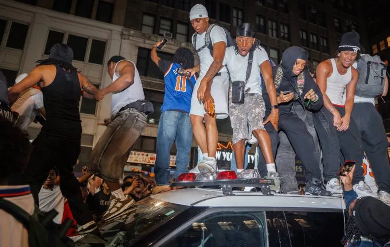 Caos en Manhattan tras la histórica victoria de los Knicks en las Finales de la NBA