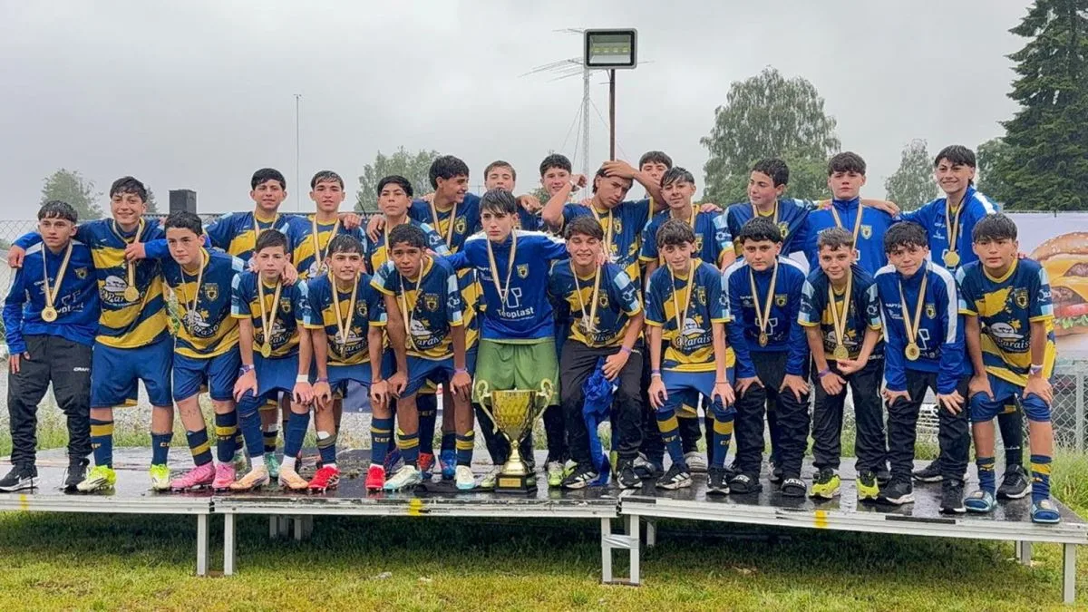 CEF 18, campeón en Suecia, brilla en uno de los torneos juveniles más prestigiosos de Europa