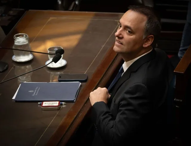 Crece la presión en el Congreso para debatir el patrimonio de Manuel Adorni