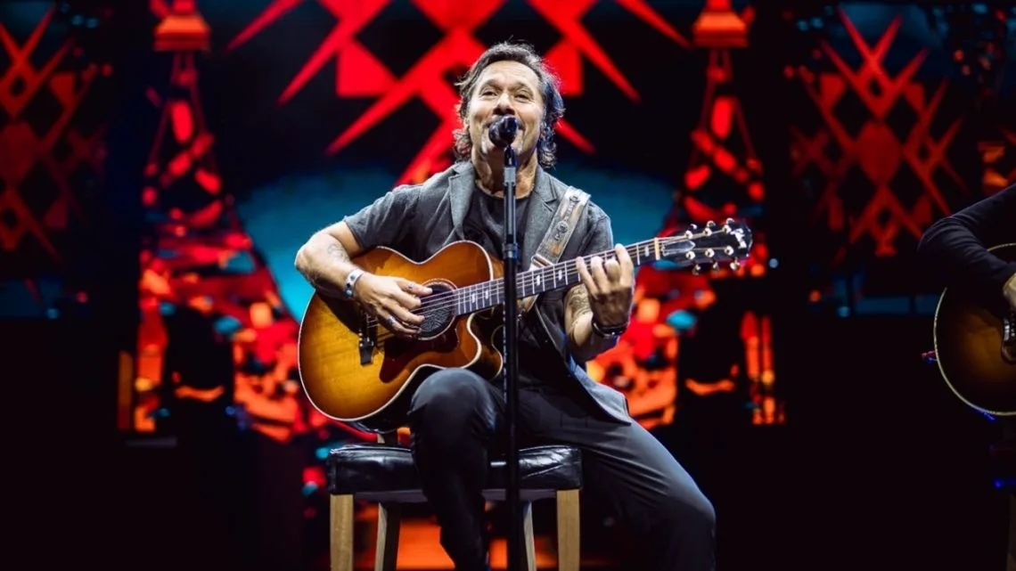 Diego Torres colmó dos Movistar Arena repasando sus clásicos y rindiendo homenaje a un amigo