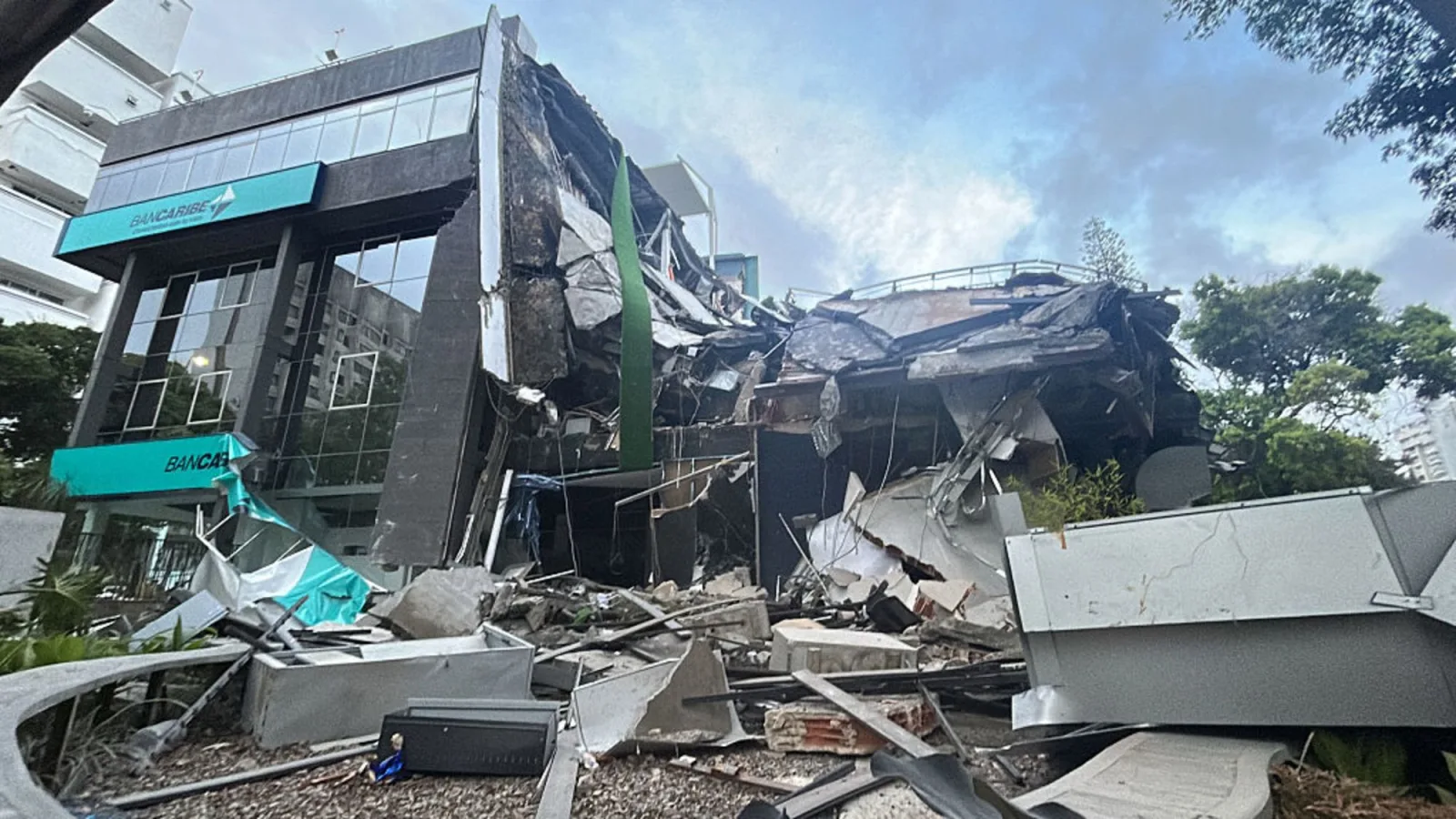 Dos fuertes terremotos sacuden Venezuela y dejan daños estructurales en Caracas