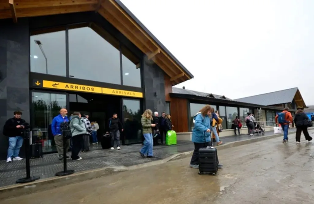 El aeropuerto Carlos Campos en San Martín de los Andes amplía su capacidad antes del invierno